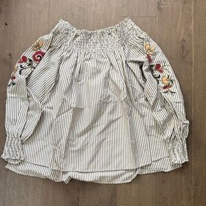 NWT Elegant Floral Embroidered Striped Top